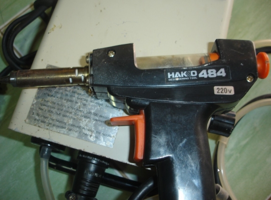 ขายเครื่องดูดตะกั่ว HAKKO 484 สถาพดี พร้อมใช้งาน made in japan ขายเครื่องดูดตะกั่ว HAKKO 484 สถาพดี พร้อมใช้งาน made in japan