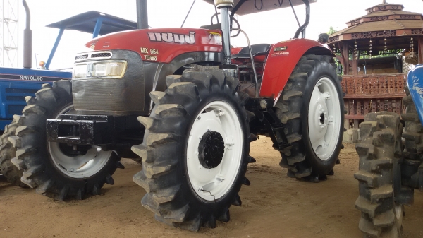 ขายรถไถแช้ม95แรงคันใหญ่มีโลตารีหนึ่งอัน ราคา290000บาท โทร0813655997อำพร พาเจริญ ต วังบัว อ คลองขลุง จ กำแพงเพชร ราคานี้ยังต่อลองได้อีกนะครับ