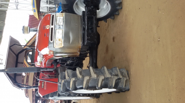 ขายรถไถแช้ม95แรงคันใหญ่มีโลตารีหนึ่งอัน ราคา290000บาท โทร0813655997อำพร พาเจริญ ต วังบัว อ คลองขลุง จ กำแพงเพชร ราคานี้ยังต่อลองได้อีกนะครับ