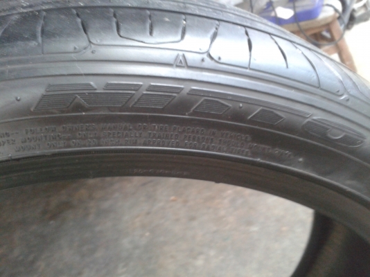 ขาย ยาง nitio 245/35/20 ปี 2012 1 คู่