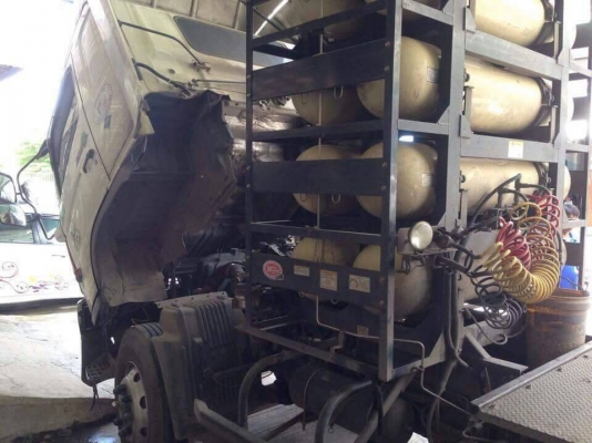 10 ล้อหัวลาก HINO ปี 54 ติดตั้งก๊าซโรงงาน 10 ล้อหัวลาก HINO ปี 54 ติดตั้งก๊าซโรงงาน