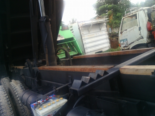 ขายกระบะดั้มพ์ใหม่ๆพร้อมอุปกรณ์ครบชุด ของสามมิตรทั้งใบยกเว้นแผงข้างกับฝาท้ายครับ (ทีมงานรถคุณภาพ)