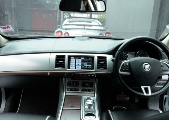 Jaguar xf van ปี 2012 Jaguar xf van ปี 2012