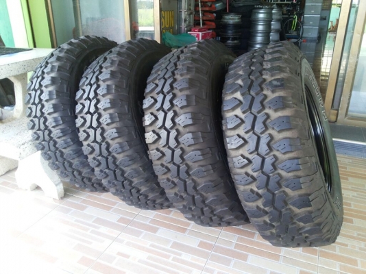 ล้อลาย rock crawler 51 พร้อมยาง mud ปี 2015 สภาพเหมือนป้ายแดง