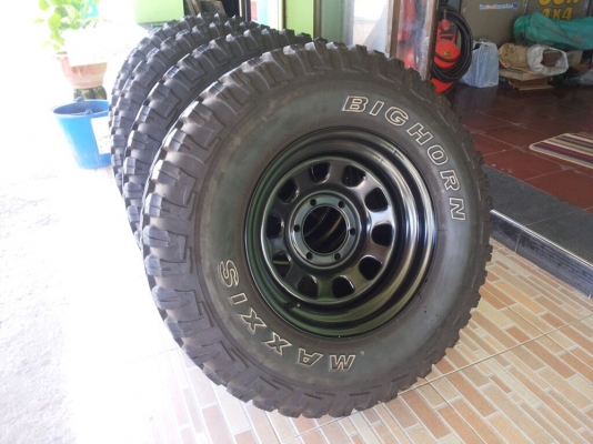 ล้อลาย rock crawler 51 พร้อมยาง mud ปี 2015 สภาพเหมือนป้ายแดง