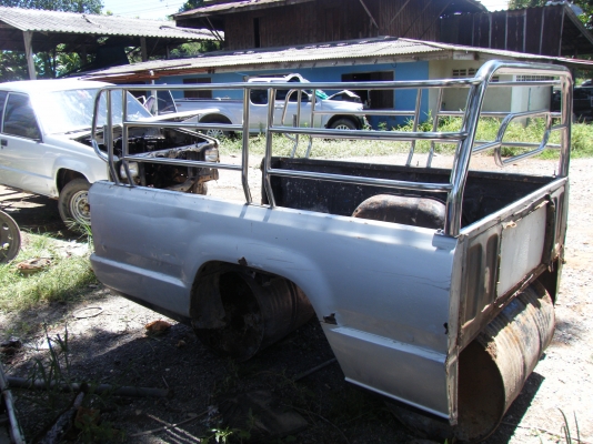 แยกแล้วครับ กระบะแอร์โร่บอดี้ +คอกเลส ตามสภาพ 7,500 ตัดผุเสร็จขาย 12,000 ติดต่อ 0892095791