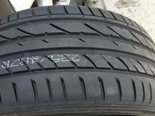 ขายยาง235/40/18 ปี 15 SAILUN (จีน)ยางใหม่ เส้นละ2500 ขายยาง235/40/18 ปี 15 SAILUN (จีน)ยางใหม่ เส้นละ2500