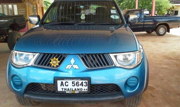 MITSU TRITON 2.5 4X4 ห้างแท้ปี49 โฟวีลใช้ได้ดี แถมยางโฟอีก 4 เส้น MITSU TRITON 2.5 4X4 ห้างแท้ปี49 โฟวีลใช้ได้ดี แถมยางโฟอีก 4 เส้น