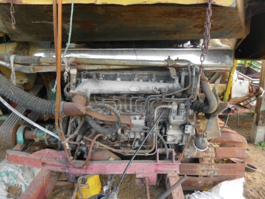 ขายรถเกี่ยวข้าวศักดิ์พัฒนา อุ้ม 1.5 ปั้มคู่22 เครื่องอิสุ175แรงม้า ตัวเดิน 10 สนใจสนโทรฉลาดศิลป์ 084-496-6119,080-825-5385