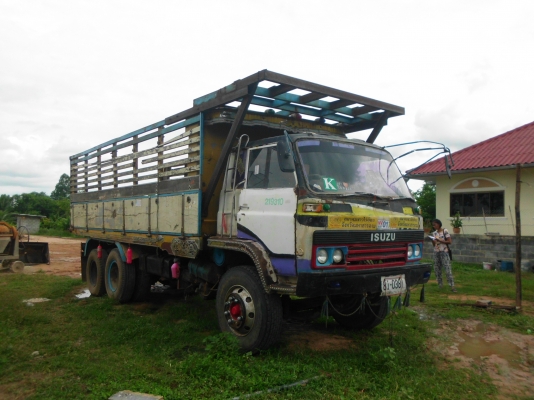 ขายรถบรรทุกดั้ม อิซูสุ 10 ล้อ 2 เพลา 195แรงม้า เกียร์สโล พาวเวอร์ เบรคใหญ่ เครื่องดีแชชชีใหญ๋และสวย ขายรถบรรทุกดั้ม อิซูสุ 10 ล้อ 2 เพลา 195แรงม้า เกียร์สโล พาวเวอร์ เบรคใหญ่ เครื่องดีแชชชีใหญ๋และสวย