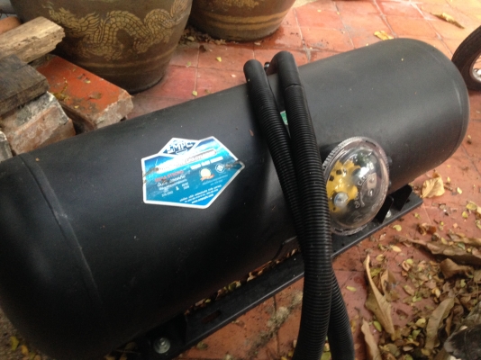 ขายชุดแก๊ส LPG  ราคาถูกสภาพใหม่  0923752275