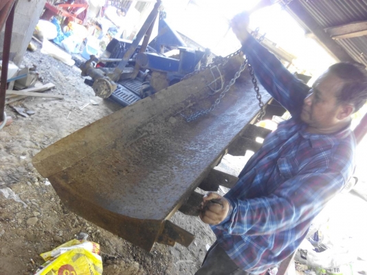 ขายชุดใบดัน ฟอร์ด ไม่มียี่ห้อ ขาดคอนโทน - กระบอกไฮดรอลิก ไม่มีเชื่อม ไม่มีดาม