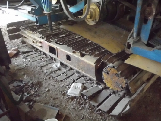 ขายรถเกี่ยวเกษตรพัฒนา ไอ้หนุ่มไวไฟเลสทั้งคัน อุ้ม2.5ตัน ตัวเดินสแตนดาส เครื่องอิสุ210เทอร์โบ ปั้มอิตั้นคู่22