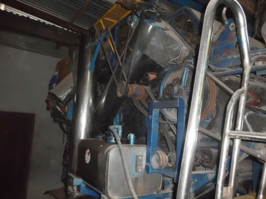 ขายรถเกี่ยวเกษตรพัฒนา ไอ้หนุ่มไวไฟเลสทั้งคัน อุ้ม2.5ตัน ตัวเดินสแตนดาส เครื่องอิสุ210เทอร์โบ ปั้มอิตั้นคู่22