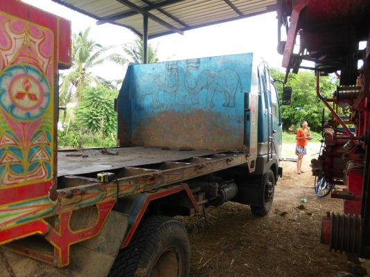 ขายรถบรรทุกดั้ม มิตซูฟูโซ่ 195 แรง เครื่อง 6D16 พวงมาลัยพาวเวอร์ เบรคทิฟฟี่