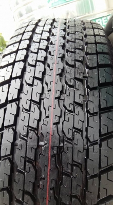 ขายล้อแม็กป้ายแดง dmax 17" พร้อมยางปี15 สนใจติดต่อเล็กคลองสามครับ 081-3747940