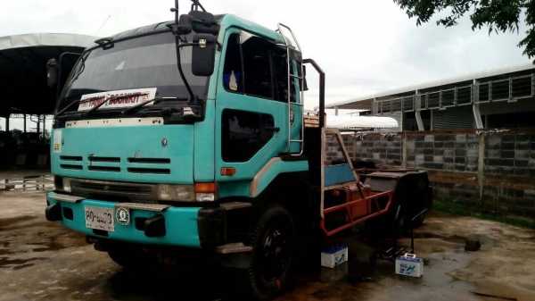 หัวลาก นิสันสัน ยูดี 300