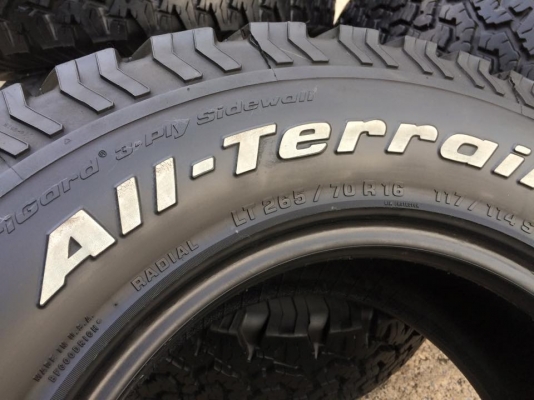 มือ2 BF Goodrich All-Terrain ขนาด 265 70 r16 ปี14 สวย
