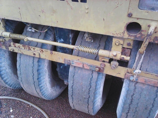 ขายครับ รถบดSAKAI 4T เอวอ่อน พร้อมใช้งาน เอกสารอินวอยครับ ขายครับ รถบดSAKAI 4T เอวอ่อน พร้อมใช้งาน เอกสารอินวอยครับ