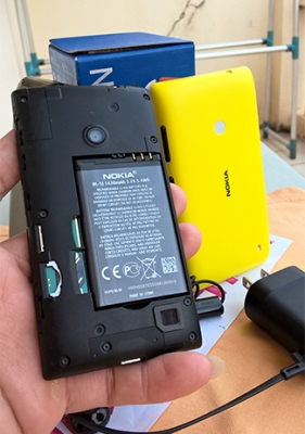 nokia lumia 520 สีเหลืองครบกล่องสภาพสวย ลง WP8.1