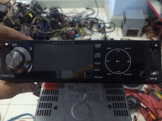 Funride MA301FP LCD 3 นิ้ว USB SD MP4 DVD VCD MP3 CD ระบบสัมผัสหน้าเครื่องเล่น ปรีเอ้า2ชุด Video Out2ชุด Vedio in1ชุด AUX Video in1ชุด AUX AV in หน้าเครื่อง พร้อมสายIpod พร้อมรีโมท สภาพสวย มือ2 ญี่ปุ่น