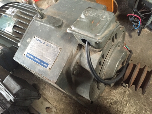 ขายมอเตอร์ TECO VS 3แรง ปรับรอบได้ครับ มี2ลูก สภาพเดิมๆ ใช้งานได้เลยครับ