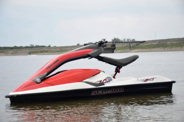 ขายseadoo. 3D. ปี2005. สภาพสวยครับพร้อมใช้ 85000.ไม่มีเทลเลอร์ครับ