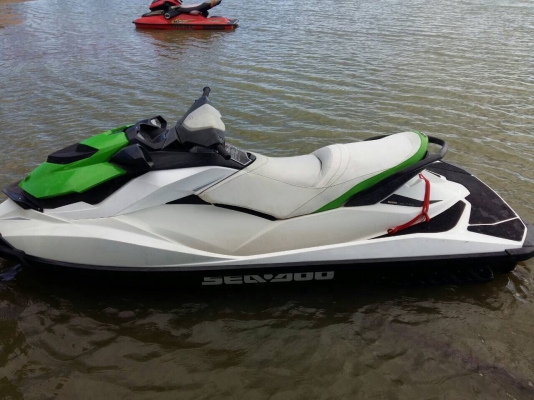 Seadoo gts. 130hp.ปี2013. ไม่มีเทลเลอร์ ขอแค่145000ครับ