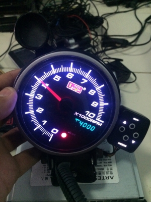 เกจวัดรอบ 4 นิ้ว Auto Gauge แท้ หน้าดำ ดิจิตอล ไฟเปลี่ยนได้3สี พร้อมชิบไลท์ สายครบ สภาพสวย มือ2 ญี่ปุ่น