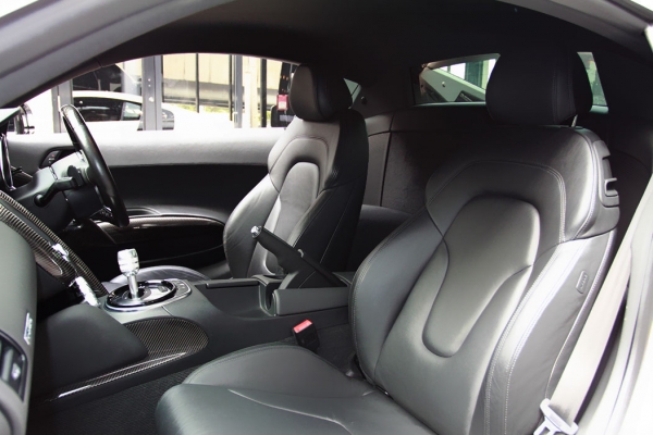 audi R8 2010 audi R8 2010