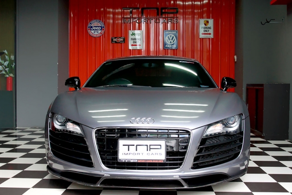 audi R8 2010