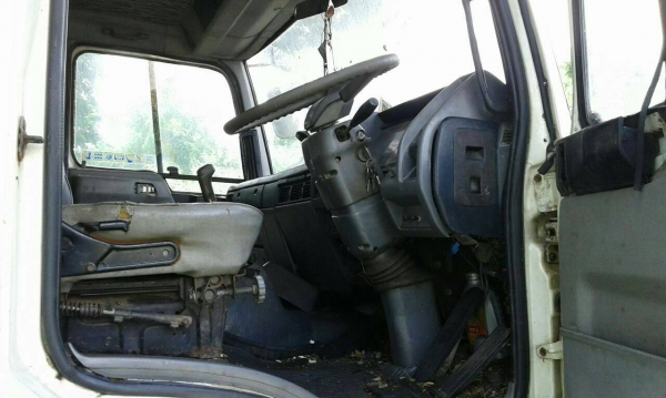 หกล้อ ฮีโน้ FF 3H195 แอร์ เวอร์ ทิฟฟี ค็อกสูง ช่วงยาว 7.20ม ยาง900 สภาพดีพร้อมใช้งาน ทะเบียนพร้อมโอน หกล้อ ฮีโน้ FF 3H195 แอร์ เวอร์ ทิฟฟี ค็อกสูง ช่วงยาว 7.20ม ยาง900 สภาพดีพร้อมใช้งาน ทะเบียนพร้อมโอน