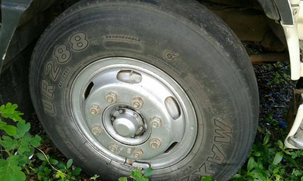 หกล้อ ฮีโน้ FF 3H195 แอร์ เวอร์ ทิฟฟี ค็อกสูง ช่วงยาว 7.20ม ยาง900 สภาพดีพร้อมใช้งาน ทะเบียนพร้อมโอน หกล้อ ฮีโน้ FF 3H195 แอร์ เวอร์ ทิฟฟี ค็อกสูง ช่วงยาว 7.20ม ยาง900 สภาพดีพร้อมใช้งาน ทะเบียนพร้อมโอน