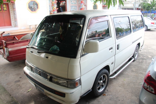 นิสส้น e24