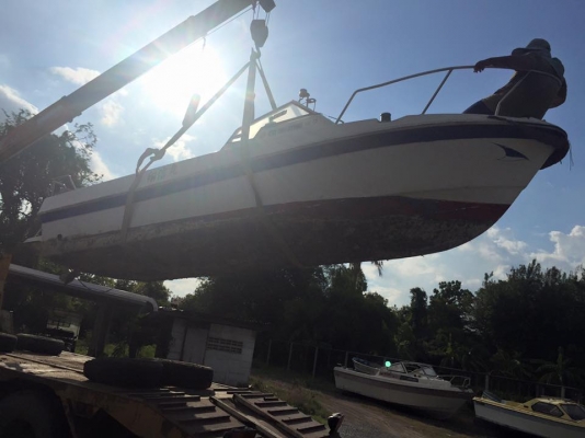 ขายเรือ 20 ฟุตเครื่องยนต์ดีเซล เครื่องใช้งานได้เลยมีคลิปคับ