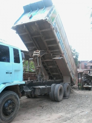 ขายรถ10ดัมพ์2เพลา ปี42นางฟ้าFVZ32M R 195 แชชซีสวยเครื่องดี เกียร์ZF 9เกียร์เดินหน้า สภาพพร้อมใช้งาน เอกสารพร้อมโอน มีบาร์อ้อย