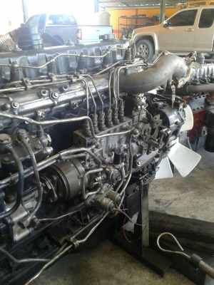 ขายเครื่องยนต์ 6SD1-310 แรงม้า เครื่องติดดี พร้อมใช้ สภาพสวยมาก