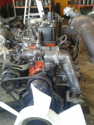ขายเครื่องยนต์ 6SD1-310 แรงม้า เครื่องติดดี พร้อมใช้ สภาพสวยมาก
