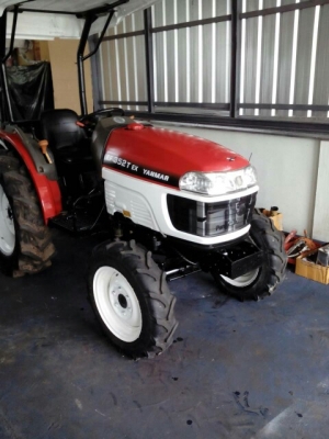 รถแทรกเตอร์ยันม่าร์ 35 แรงม้า รถแทรกเตอร์ยันม่าร์ 35 แรงม้า