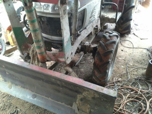 แทรกเตอร์ยันม่าร์ EF 352 T