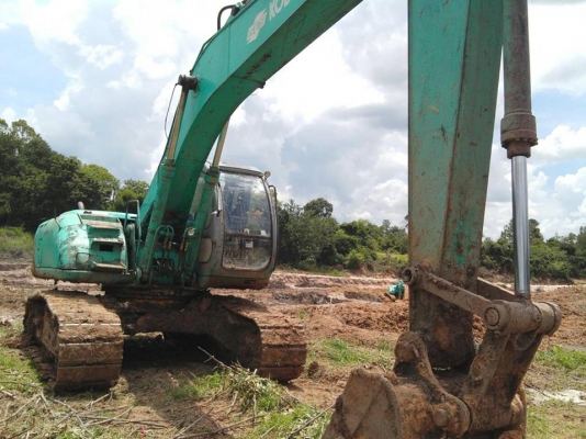 ขายรถขุดแบ็คโค KOBELCO SK200-5 มาร์คไฟว์ซุปเปอร์ รถทำงานอยู่ ไฟฟ้าเต็มพร้อมใช้งาน เอกสารเล่มทะเบียน ช่วงล่างดีเอวดี จัดแนนซ์ได้2แสน