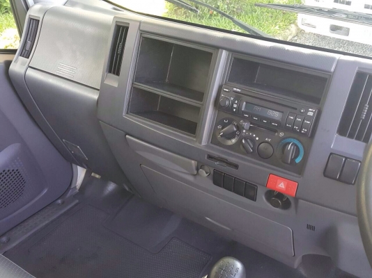 ขายรถบ้านISUZU NMR130 มือเดียวป้ายแดง