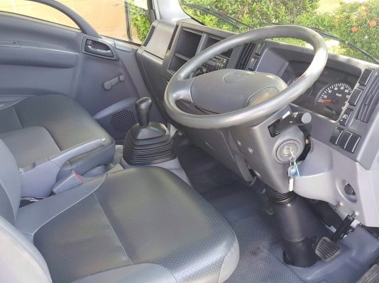 ขายรถบ้านISUZU NMR130 มือเดียวป้ายแดง