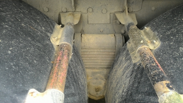 สิบล้อหัวลาก2เพลา 3 พ่วงๆละ 620000 บาทUD 290 แรงCWM430HTพร้อมหาง 2 เพลาพื้นเรียบยาว10เมตร 3 พ่วงเอาเฉพาะหัวหรือหางก็ได้ครับ