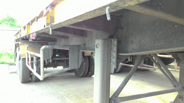 สิบล้อหัวลาก2เพลา 3 พ่วงๆละ 620000 บาทUD 290 แรงCWM430HTพร้อมหาง 2 เพลาพื้นเรียบยาว10เมตร 3 พ่วงเอาเฉพาะหัวหรือหางก็ได้ครับ