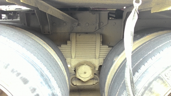 สิบล้อหัวลาก2เพลา 3 พ่วงๆละ 620000 บาทUD 290 แรงCWM430HTพร้อมหาง 2 เพลาพื้นเรียบยาว10เมตร 3 พ่วงเอาเฉพาะหัวหรือหางก็ได้ครับ