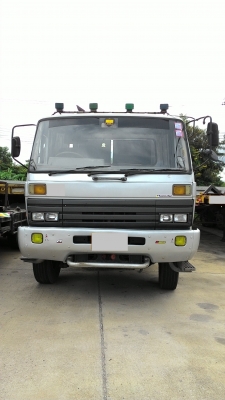 สิบล้อหัวลาก2เพลา 3 พ่วงๆละ 620000 บาทUD 290 แรงCWM430HTพร้อมหาง 2 เพลาพื้นเรียบยาว10เมตร 3 พ่วงเอาเฉพาะหัวหรือหางก็ได้ครับ