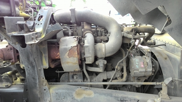 สิบล้อหัวลาก2เพลา 3 พ่วงๆละ 620000 บาทUD 290 แรงCWM430HTพร้อมหาง 2 เพลาพื้นเรียบยาว10เมตร 3 พ่วงเอาเฉพาะหัวหรือหางก็ได้ครับ