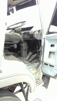 สิบล้อหัวลาก2เพลา 3 พ่วงๆละ 620000 บาทUD 290 แรงCWM430HTพร้อมหาง 2 เพลาพื้นเรียบยาว10เมตร 3 พ่วงเอาเฉพาะหัวหรือหางก็ได้ครับ