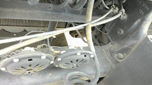 สิบล้อหัวลาก2เพลา 3 พ่วงๆละ 620000 บาทUD 290 แรงCWM430HTพร้อมหาง 2 เพลาพื้นเรียบยาว10เมตร 3 พ่วงเอาเฉพาะหัวหรือหางก็ได้ครับ